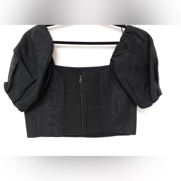 Alice + Olivia Black Puff Sleeve Crop Top Size 6 NWT - Picture 7 of 8